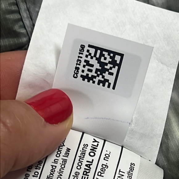 NWT CANADA GOOSE Women's Cypress PufferJacket in Camo Sagebrush print - Picture 13 of 15